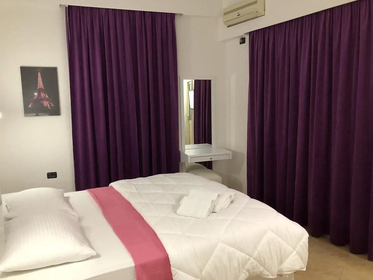 ***  Envi Hotel Radhimë Albanien