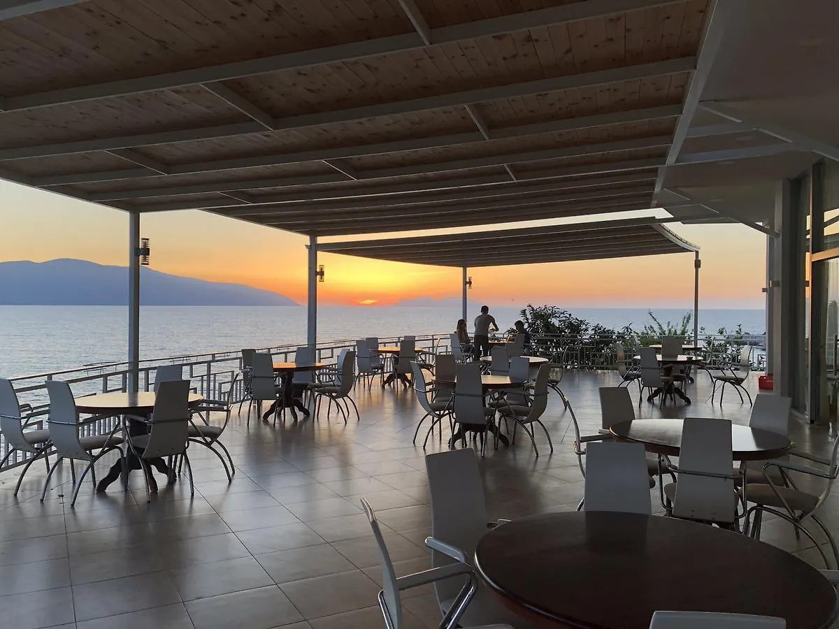 Envi Hotel Radhimë