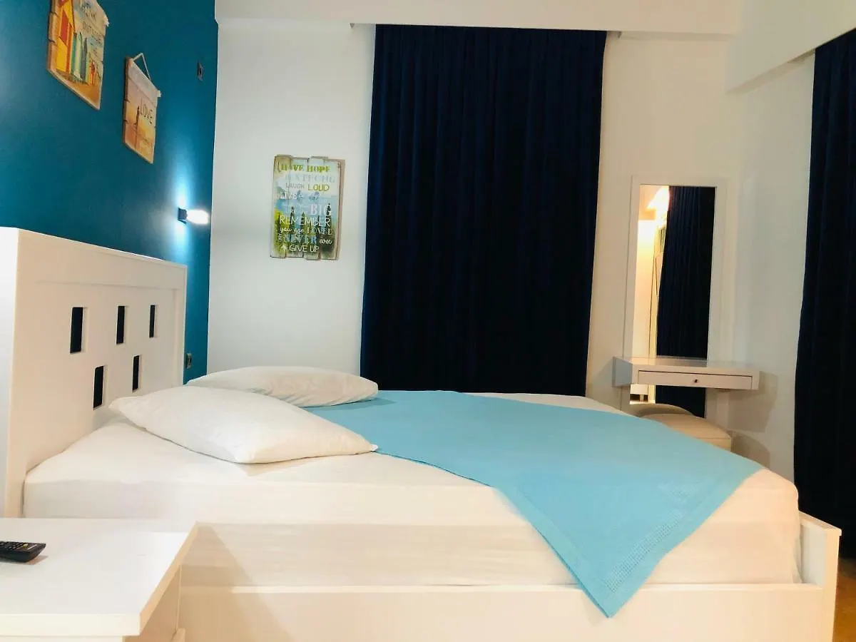 Envi Hotel Radhimë