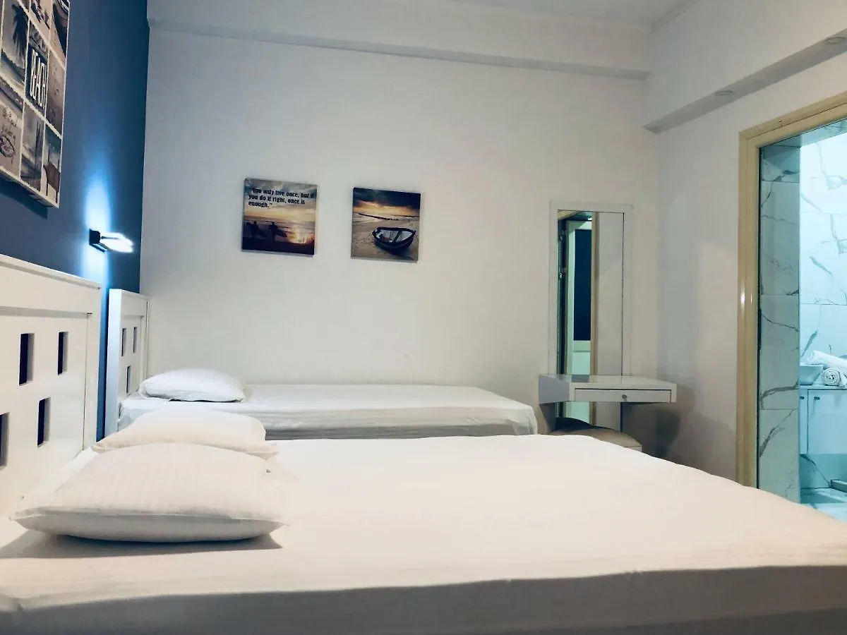 Envi Hotel Radhimë 3*,  Albanien