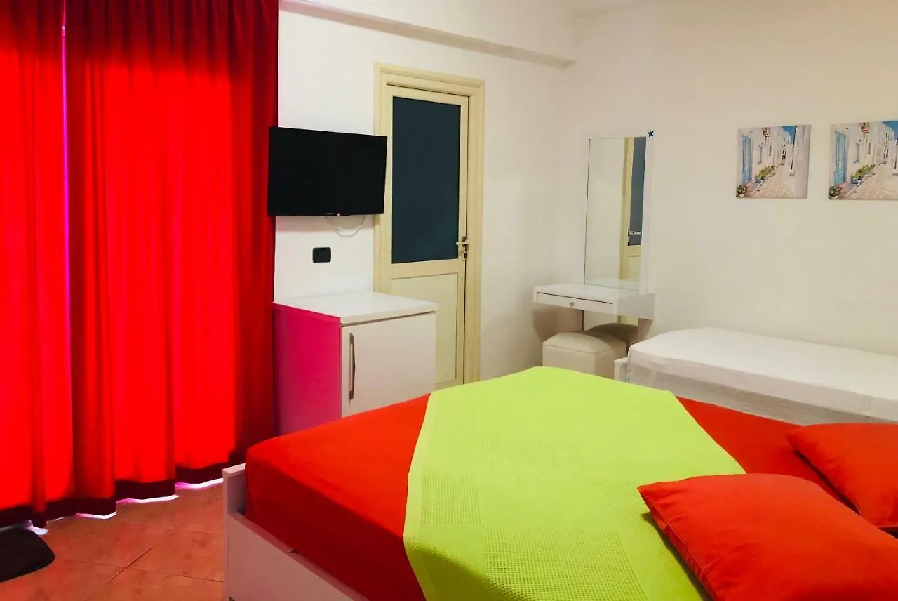 Envi Hotel Radhimë